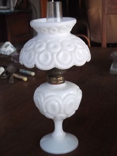 vintage oil lamps price guide